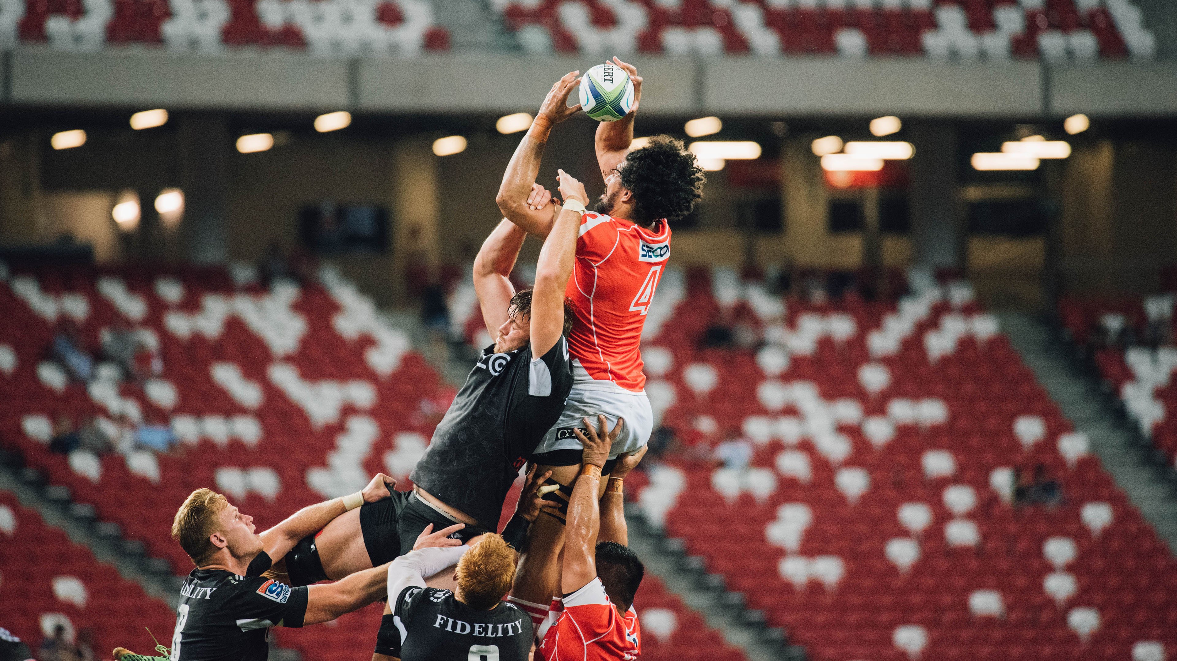 霍勒迪单骑救主，国王踏平鹈鹕，连续得分拉开差距锁定胜局