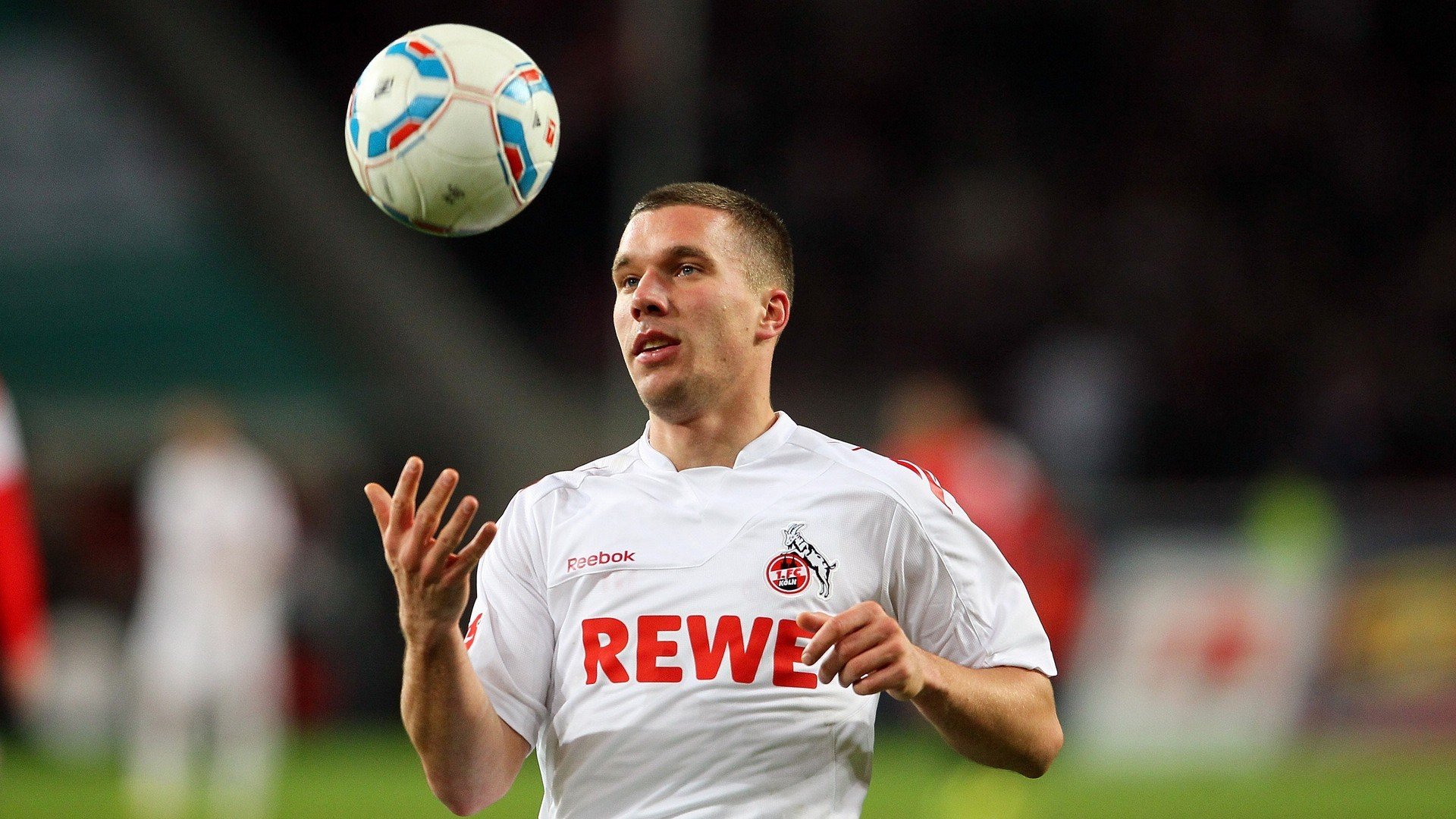 冰岛神话的终结，巴萨战术革命如何攻克北欧铁壁